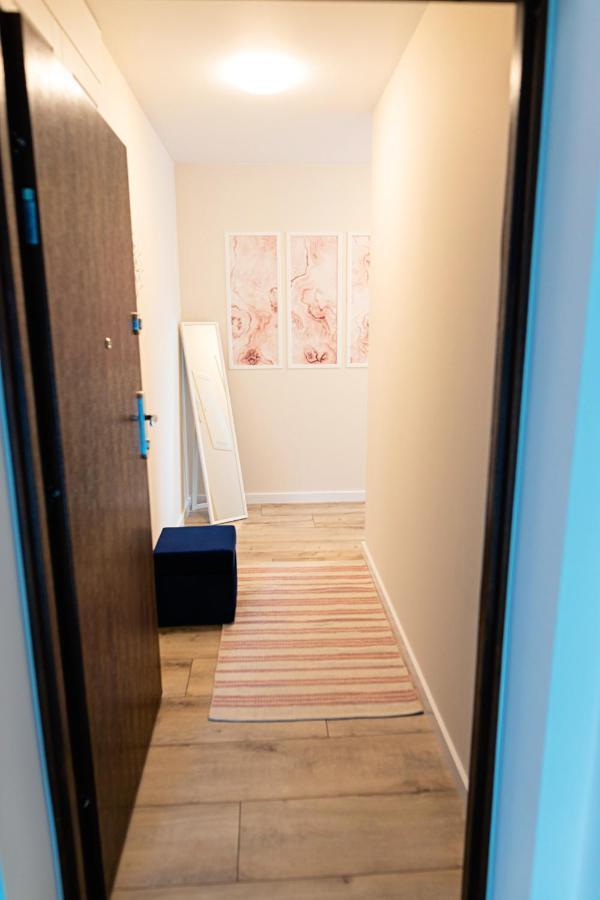 Apartament Bella Rosa Z Podziemnym Parkingiem Kielce Exterior foto